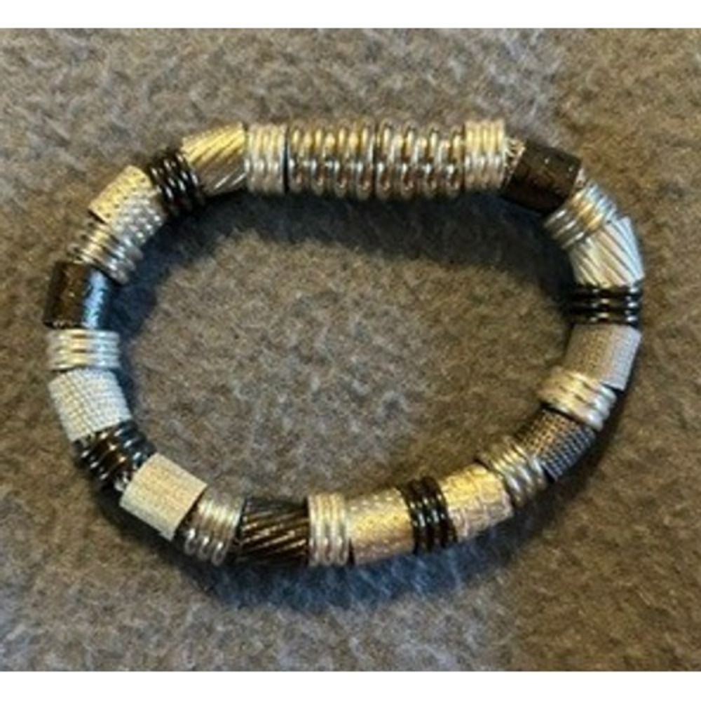 Erica Zap Mixed Metal Magnetic Bracelet Silver Gold Black Textured Beaded 8.5 in